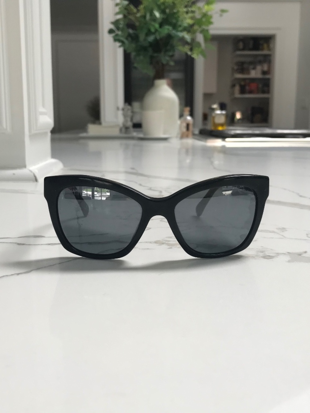 Chanel Black Sunglasses Style 5313 c.501/26